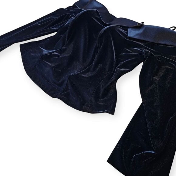 Vintage Alex Evenings Black Velvet Off Shoulder Top - Picture 10 of 10